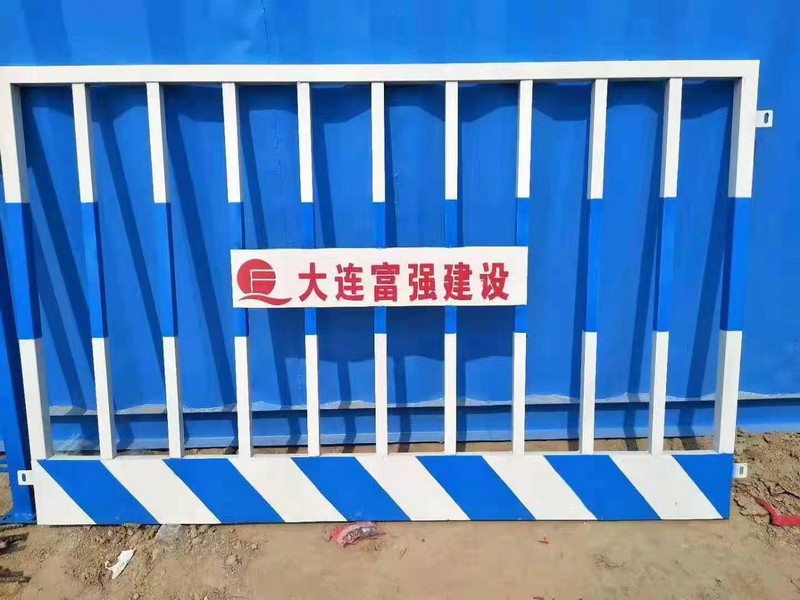 碌曲双板竖管基坑护栏